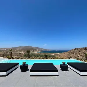 https://black-and-white-villas-ftelia-mykonos.hotels-in-mykonosisland.net